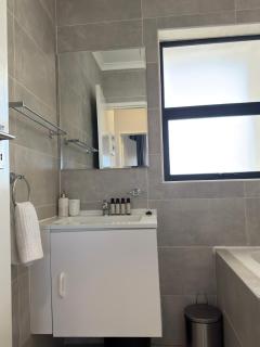 Serene Rentals E 360 - 4
