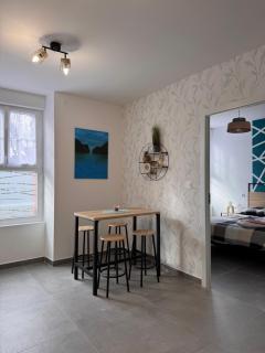 104 - centre de voiron - DeTassigny - 9
