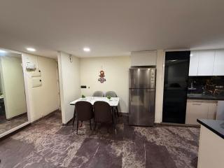 Cozy Casa-2BHK Luxury Apartment-Near Noida Sec 62 - 3