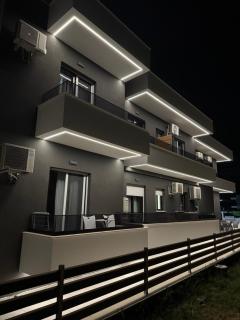 Golden Sands - 1