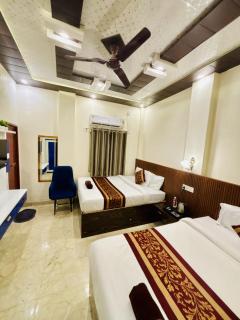Hotel SK Residency - 8