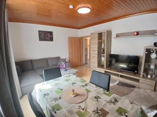 Peaceful Garden House Villach - 7