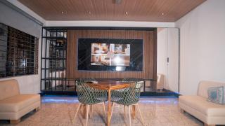 Close to Downtown Double Room with Jacuzzi - 3