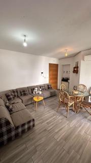 Appartement avec piscine, balcon clim parking - 4