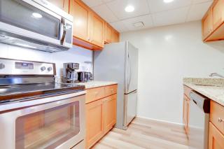Prime Location - Apt Near Pentagon City - 1