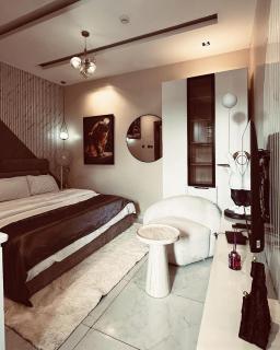 Curve10 Luxury Apartments - 5