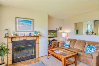 Hi-Tide Resort Queen Bed Dogs OK Unit 4 - 7