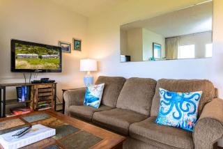 Hi-Tide Resort Queen Bed Dogs OK Unit 4 - 1