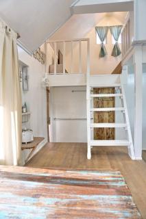 Little hut - 1