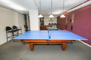 South Loop 2BR Skyline - 5 Min to Museum Campus - 1