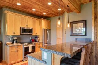 Lakeview cabin near Harrison with firepit - 4