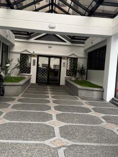 Quito tenis, Suite - 9