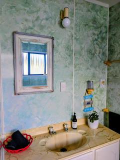 Beachfront Studio Modern, Self-Contained by beautiful Whiritoa Beach - 2