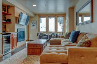 Ski In Out Condo 2403 I Hot Tub I Gym I Ski Views I Activity Program - 8