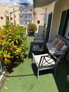 Cozy Garden Apartment - 1