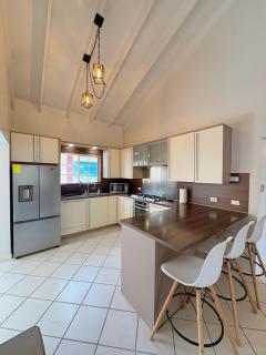 Brisa Tropical Home-spacious 3bdr-pool-Oranjestad - 1