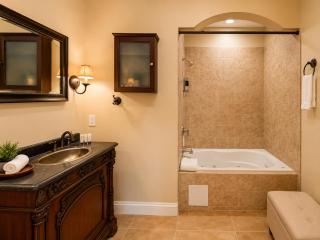 2BR with patio, grill, central AC, enclosed yard - 1