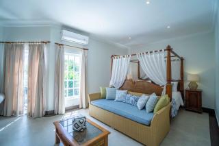 Palm Villa A Paradise for Families and Friends in Sanur - 2