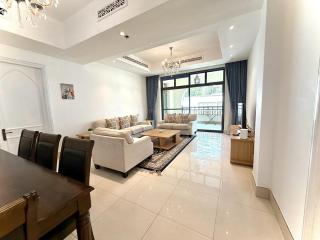Luxury Burj Khalifa Views Souk Al Bahar 2BR - 8