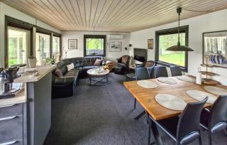 Awesome Home In Tarm With Wifi - 9