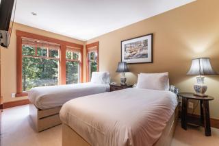 Taluswood Heights 8 by Outpost Whistler - 4