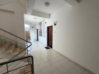 Ocean & Mountain View 2BR Apartment Dehiwala - 3
