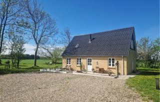 3 Bedroom Cozy Home In Vrå - 2