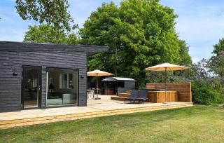 4 Bedroom Lovely Home In Knebel - 3