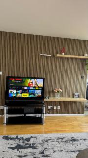 Spacious King Room near East Croydon - 4