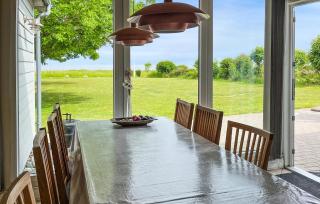 Stunning Home In Humble With Sauna - 1