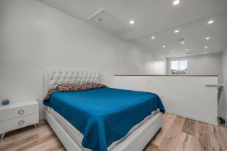 Spacious One-Bedroom Loft With Dining Area & Gated Parking - 7