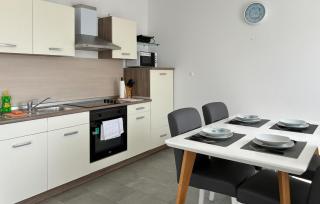 2 Bedroom Beautiful Apartment In Cizici - 8