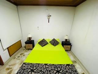 Casa Mayorga Rodadero Santa Marta Hostal - 2