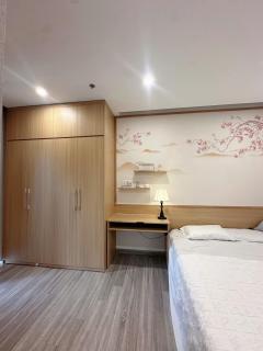 Sakura Home Ecopark Japanese-Style 2BR Apartment - 8