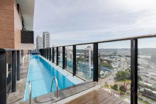 Studio com garagem, próximo do Park Barigui, piscina aquecida, academia - 0