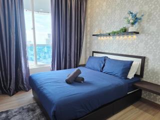2-6pax Cozy Romantic Blue Suite near Jonker Klebang Melaka - 0