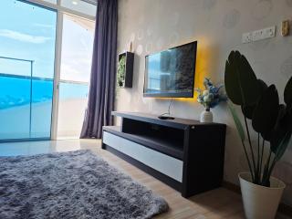 2-6pax Cozy Romantic Blue Suite near Jonker Klebang Melaka - 1