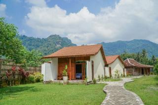 Villa Kebun Pala Borobudur - Mountain Retreat - 1