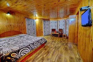 Pine inn - 1