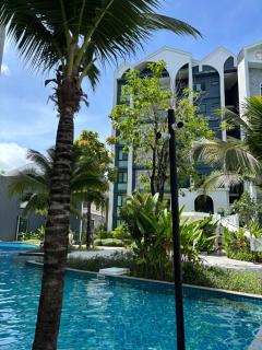 Title Halo direct pool access suite MA105 - 8