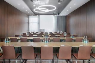 Courtyard by Marriott Basel - 6