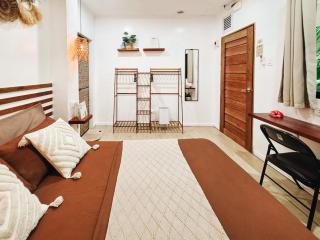 Surf and Chill Room 3 with Generator - 4