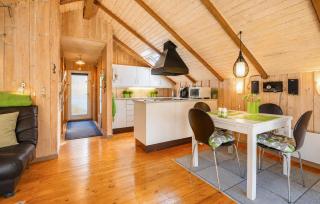 2 Bedroom Awesome Home In Oksbøl - 4