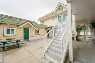 Studio Suite 8 Green Gables Resort - 6
