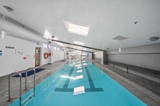 City-Edge 1-Bed Apartment with Pool Access - 9