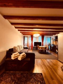 Lucas Duplex - 7