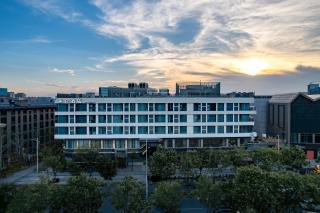Madison Hotel Zhengzhou Beilonghu Financial Center - 5