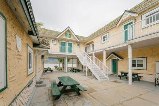 1 Bedroom Suite 6 at the Green Gables Resort - 1