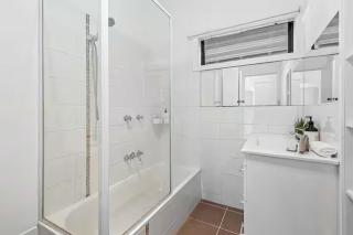 Airport West - Urban Retreat by Ready Set Stay - 3