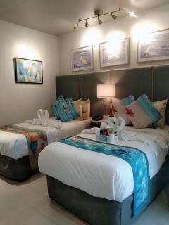 Condotel in Tambuli Seaside 2 Twin Bed - C14M - 8
